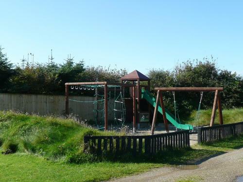 L�nstrup Camping Cottages & Rooms