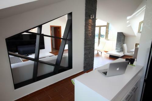 Hostal Domador Rooms & Apartments