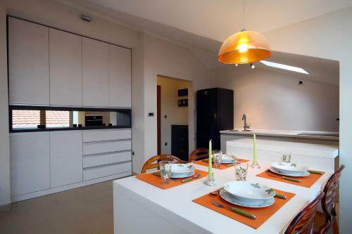 Hostal Domador Rooms & Apartments