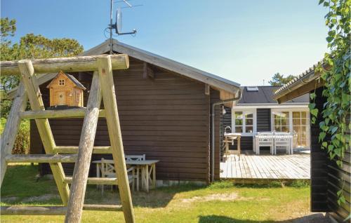 Holiday Home Skarreklitvej