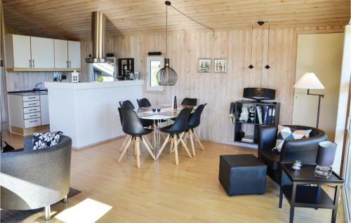 Holiday Home Martsvej