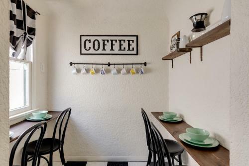 Visit The Beach From A Historic Downtown Apartment - Nrp21-00092