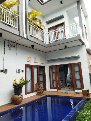 Hotel Oyo 90858 Mai Mena Canggu