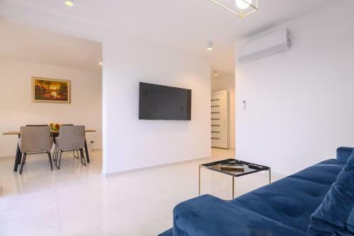 Luxury Apartments Leonika