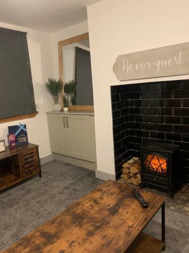 Cosy Cottage In Redcar - Workstays Uk