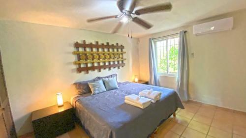 Casa Carey 2 Steps From The Beach Puerto Morelos Mex