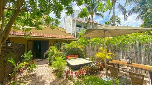 Casa Carey 2 Steps From The Beach Puerto Morelos Mex
