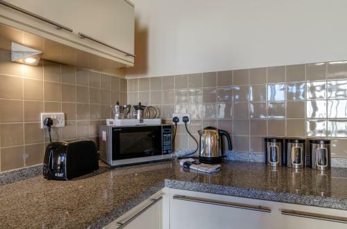 Gozo Apartment W/private Pool, Cosy Terrace, Bbq & AC