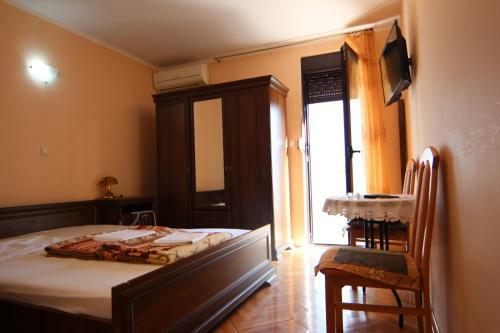 Apartamentos Guest House Monica