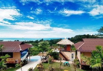 Hotel Lanta Halabala Resort