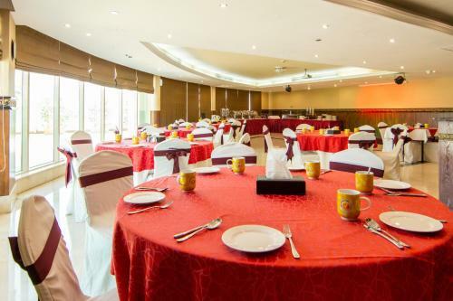 Dunes Hotel Apartment, Al Muhaisnah