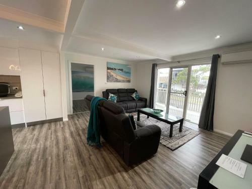 Beach & Bay Holiday Rental - Nelson Bay