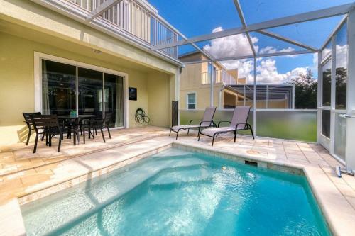 Villa Stunning 3 Bedroom Townhome