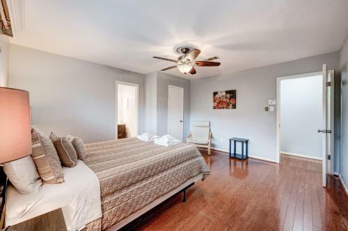 Adorable Home In Energy Corridor, Houston