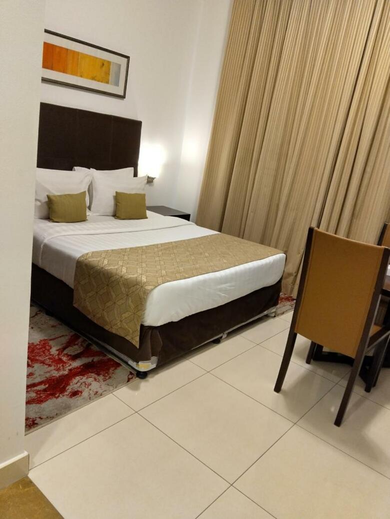 Tulip Creek Hotel Apartments
