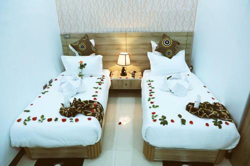 Riverland Hotel