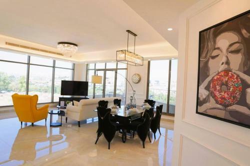 Hf Residence Luxury Apartment