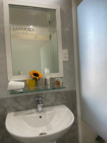 Hotel Kh�ch S?n Khang An Bu�n Ma Thu?t