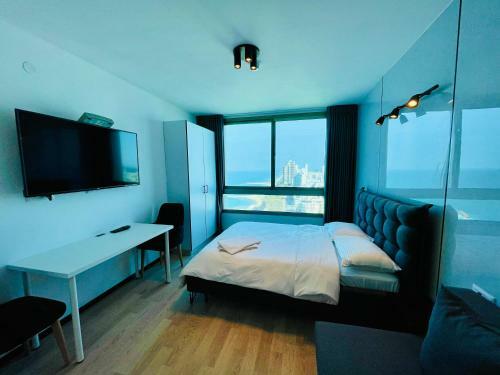 Carmel Holiday Apartments