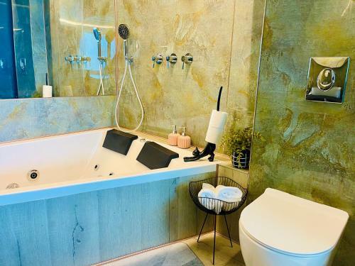 Carmel Holiday Apartments