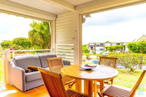 Apartamento Charmant Studio Avec Piscine Et Plage - Anse Des Rochers