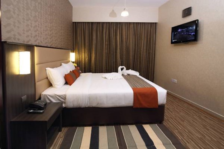 Flora Al Souq Hotel
