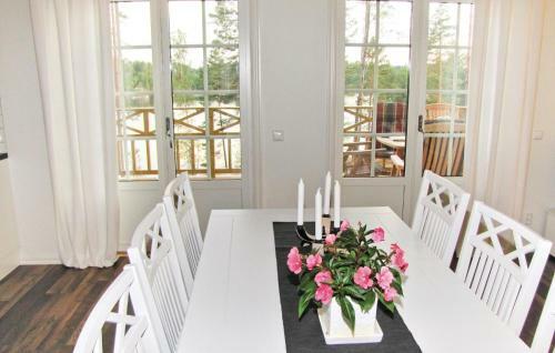 Holiday Home �stra Viker �rj�ng II