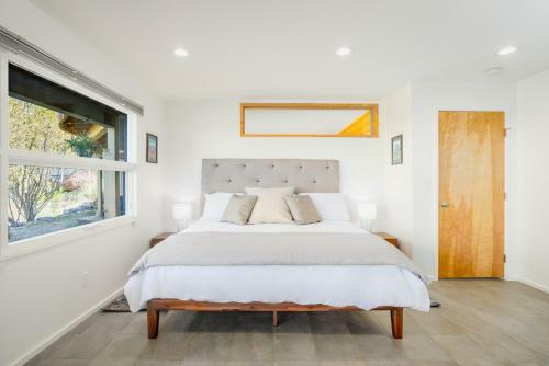 Downtown Contemporary Coastal Condo