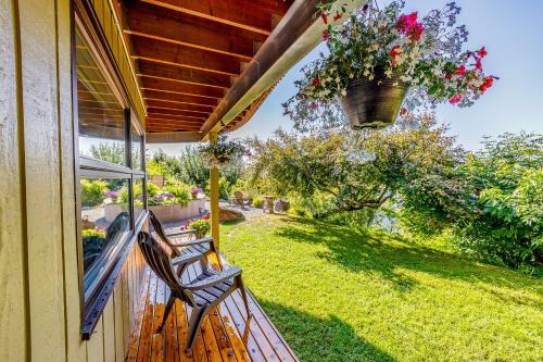 Downtown Contemporary Coastal Condo