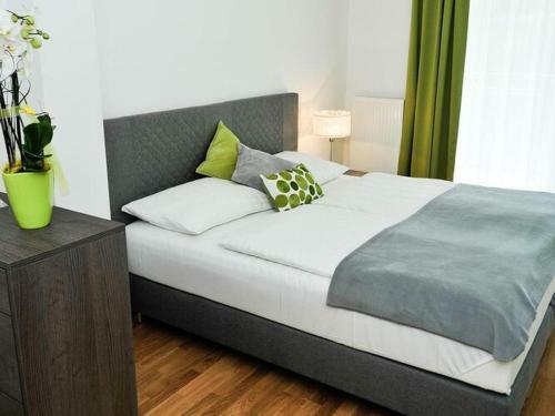 Holidays At The Spa Park - Apartments