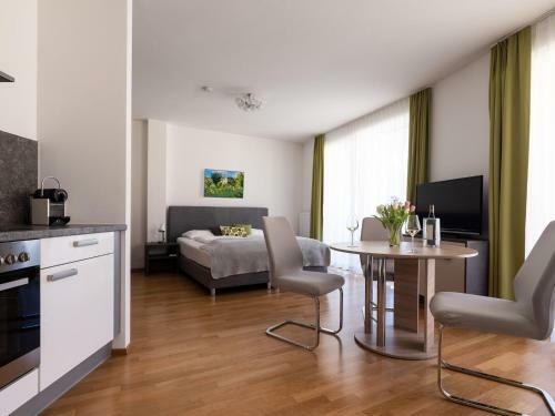 Holidays At The Spa Park - Apartments