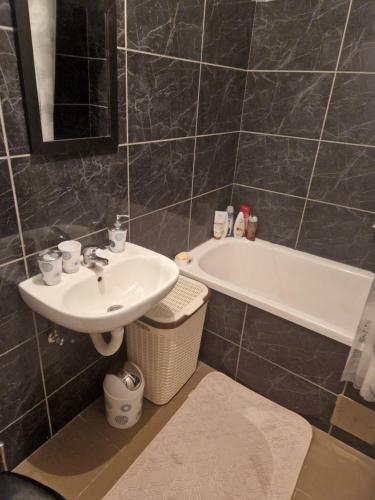 Apartamento Stan Orhideja Lukavica