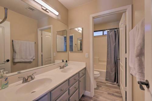 Luxury Gilbert Retreat With Private Pool And Bar!