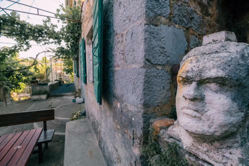 Authentic Boka House With Artistic Soul