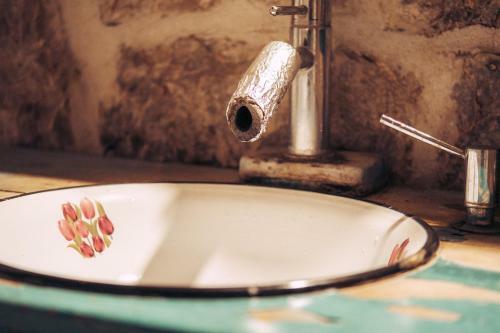 Authentic Boka House With Artistic Soul