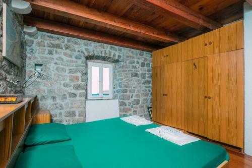 Authentic Boka House With Artistic Soul