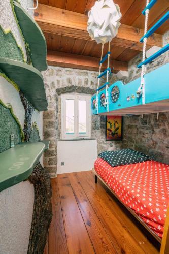 Authentic Boka House With Artistic Soul