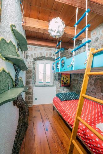 Authentic Boka House With Artistic Soul