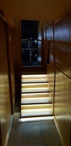 Free Room Boat Apartment