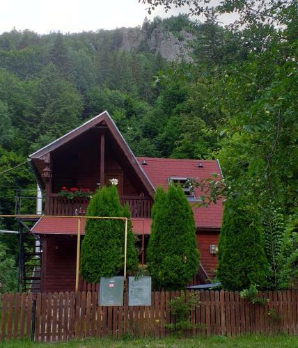 Tusnad Vend�gh�z / Casa Tusnad