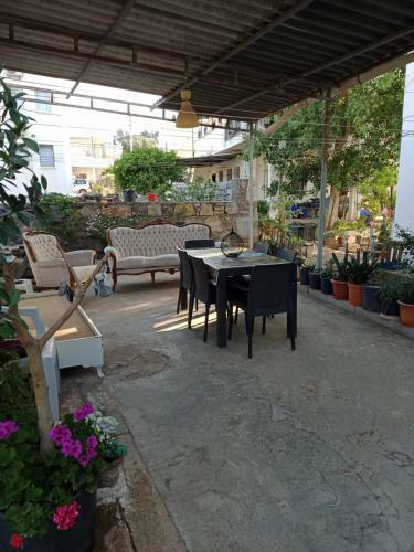 Large And Quite House In Bodrum Center