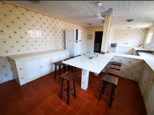 Casa Del Mar, 6 Su�tes. 400 M Da Praia Gerib�