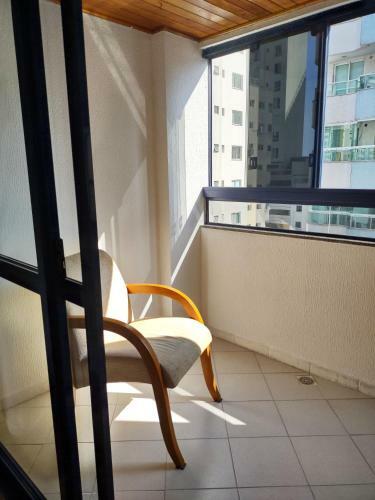Apartamento No Centro Ao Lado Da Praia
