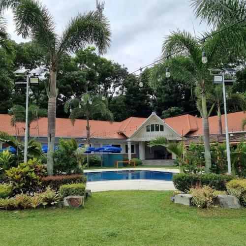 3 Peaks Resort & Boutique Hotel