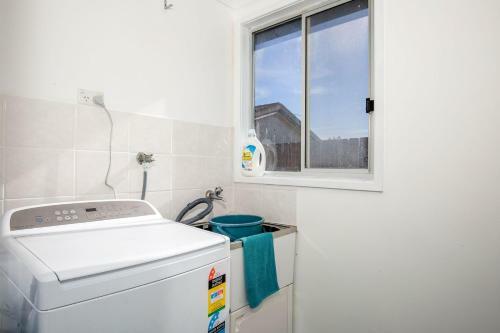 Fishery Road Cottage - Pet Friendly - 2 Mins Walk To Beach