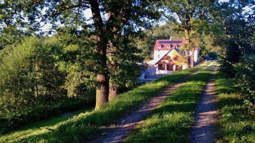 Hostal Pension Mlyn Stare Mitrovice