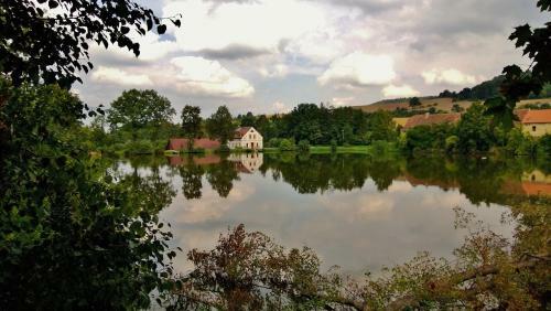 Hostal Pension Mlyn Stare Mitrovice