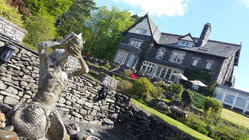 Sawrey House Hotel & Restaurant
