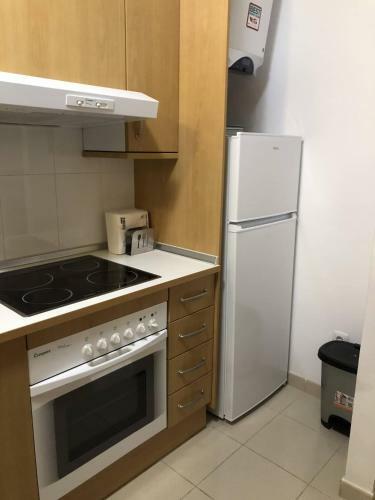 Cozy 2 Bdr Duplex With Patio And Parking
