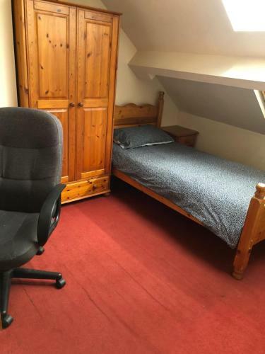 5/6 Bed House Barnsley Centre